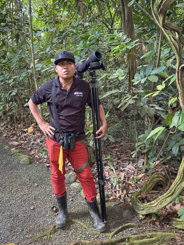 Serious Tour Guide